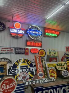 Midwest Petroliana & Vintage Signs – ONLINE ONLY